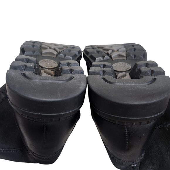 EUC UGG MEN'S SIZE 9 BLACK HARTSVILLE WATERPROOF SHEEPSKIN LEATHER BOOTS 5626 - Picture 6 of 14